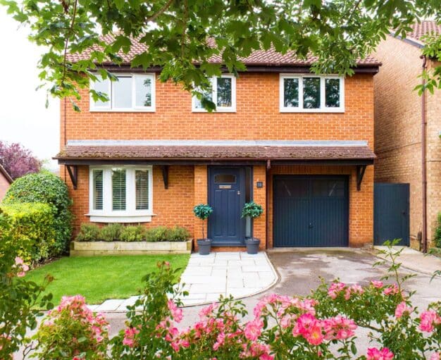 6 simple tips to help you sell your home this summer for the best possible price