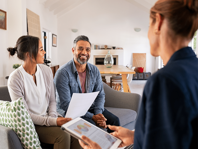 Questions To Ask While Choosing An Estate Agent